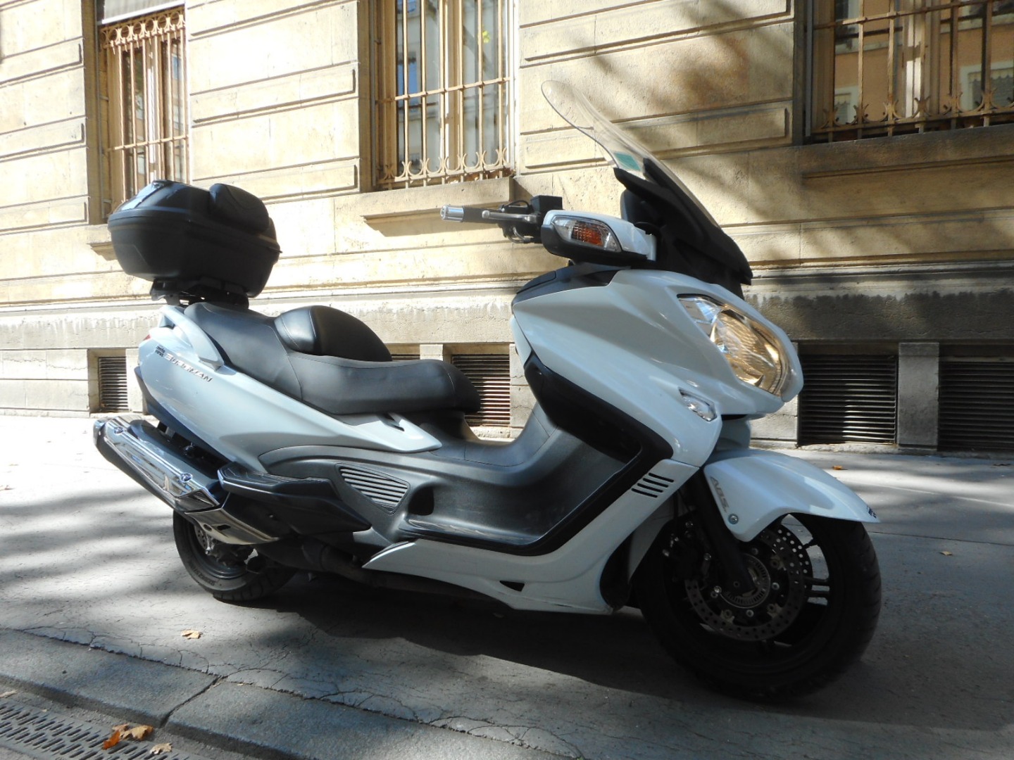 Moto depot Motos d’occasion de 501 a 650 cc suzuki, BURGMAN EXEC 650 SUZUKI